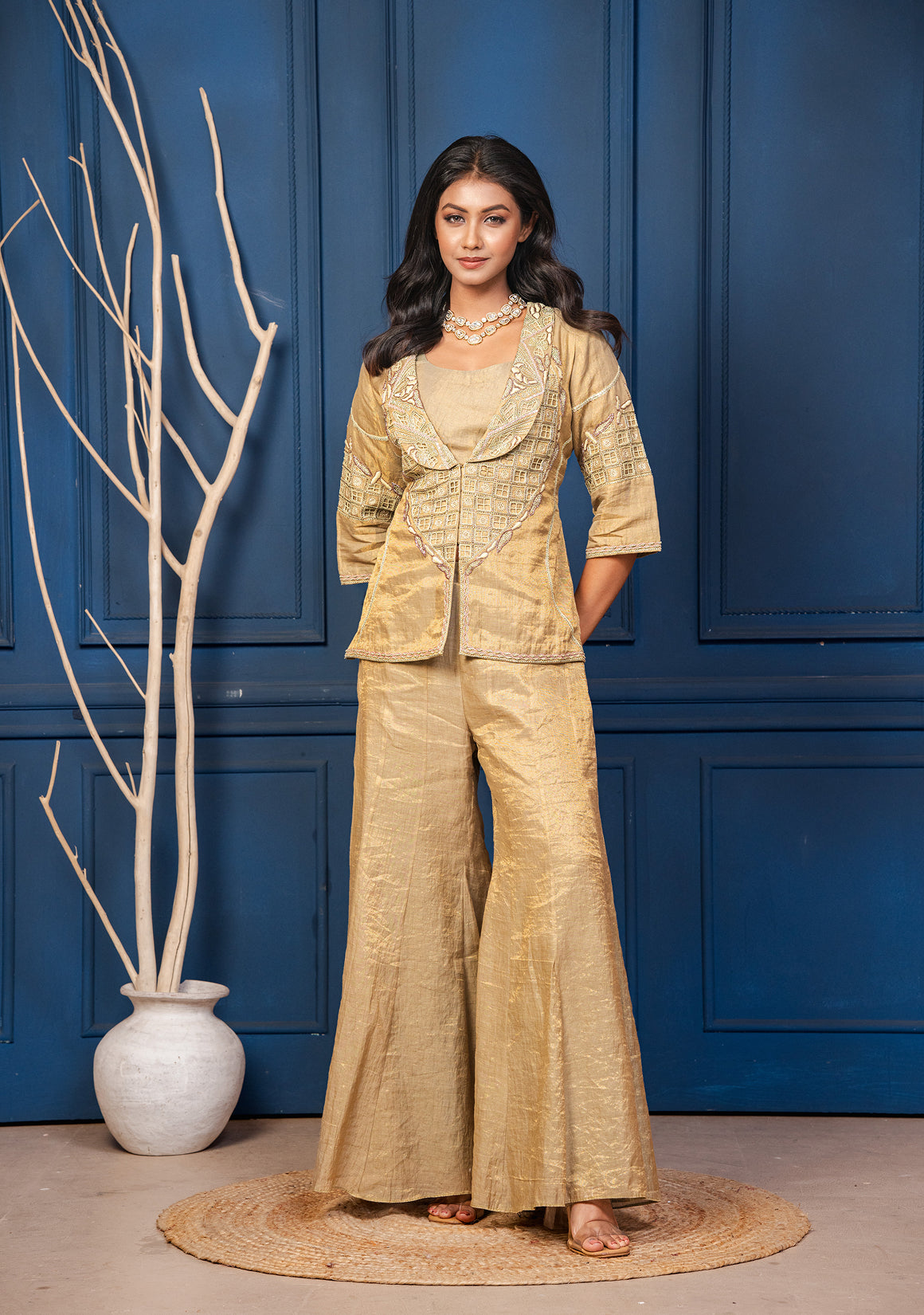 KAARA – The Golden Tissue Embroidered Co-ord Set